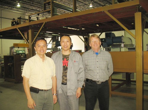 海綿發(fā)泡機、泡棉貼合機美國安裝現(xiàn)場