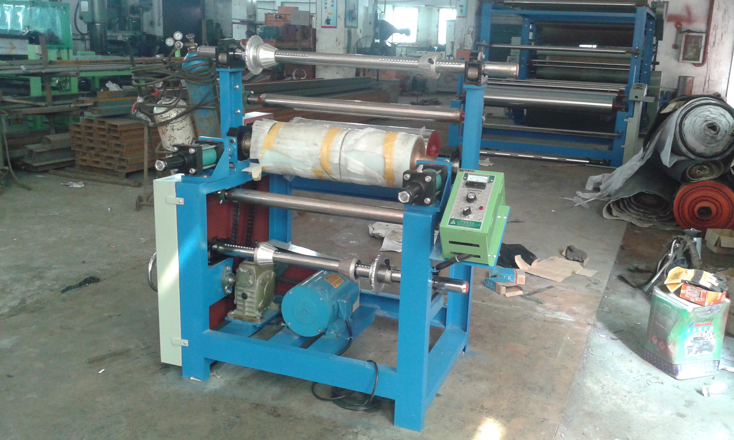 順應時代生產(chǎn)的涂膠機的涂膠特點